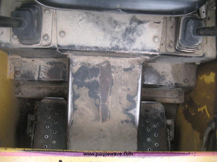 image for item E3026 1994 New Holland LX665 Turbo skid steer