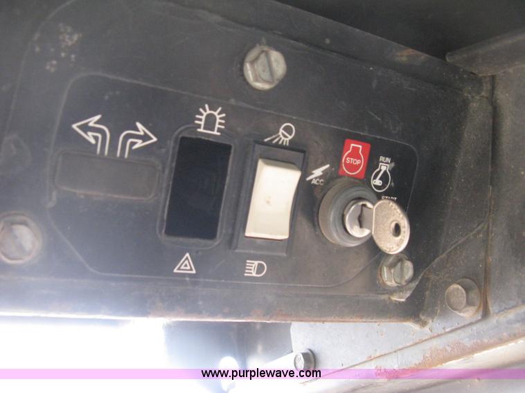 image for item E3026 1994 New Holland LX665 Turbo skid steer