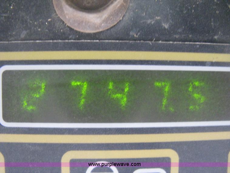 image for item E3026 1994 New Holland LX665 Turbo skid steer