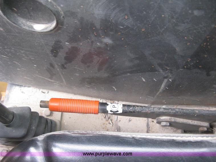 image for item E3026 1994 New Holland LX665 Turbo skid steer