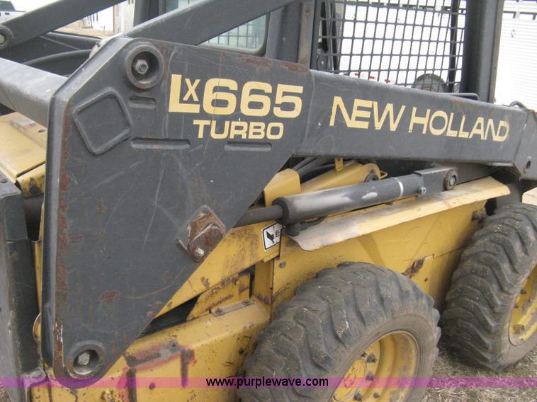 image for item E3026 1994 New Holland LX665 Turbo skid steer