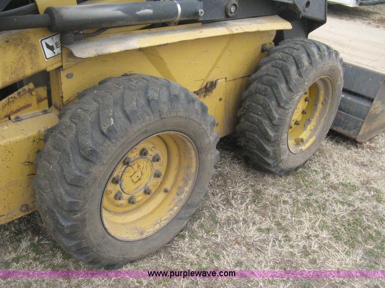 image for item E3026 1994 New Holland LX665 Turbo skid steer