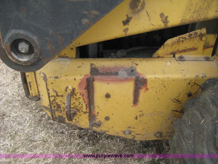 image for item E3026 1994 New Holland LX665 Turbo skid steer