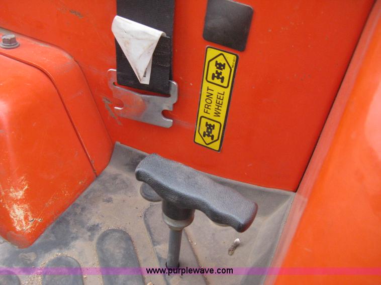 image for item E3027 Kioti DK35 MFWD tractor