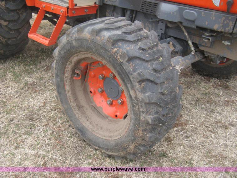 image for item E3027 Kioti DK35 MFWD tractor