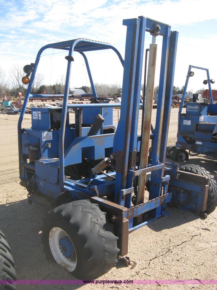 image for item E3031 1988 Teledyne/Princeton D3200S piggyback forklift
