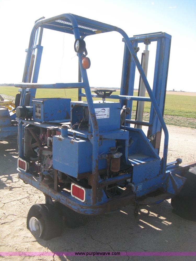 image for item E3031 1988 Teledyne/Princeton D3200S piggyback forklift