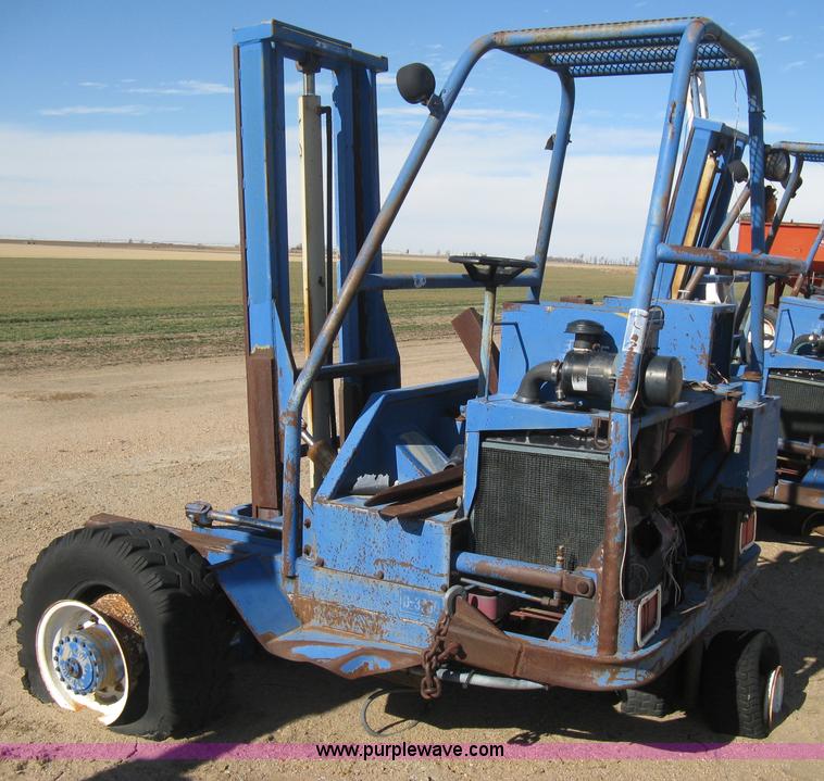 image for item E3031 1988 Teledyne/Princeton D3200S piggyback forklift