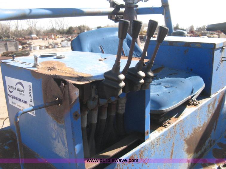 image for item E3032 Teledyne/Princeton D3200S piggyback forklift