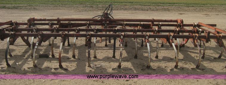 image for item E3035 International VibraShank cultivator
