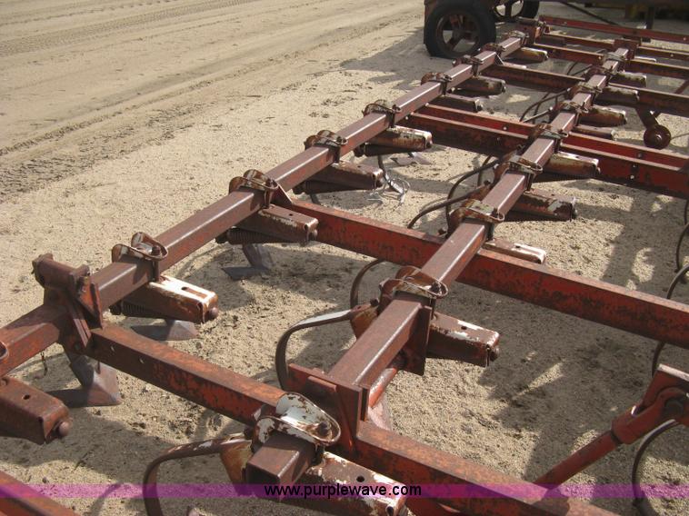 image for item E3035 International VibraShank cultivator