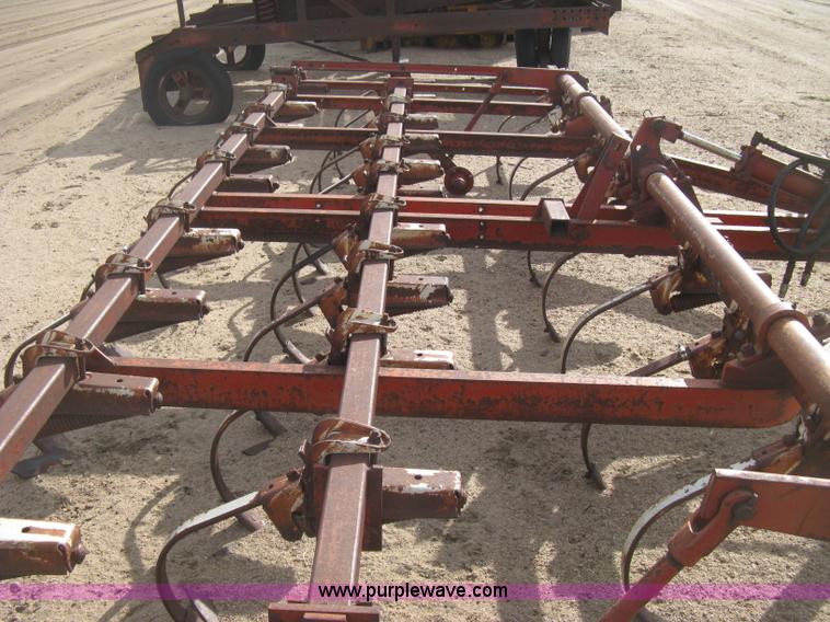 image for item E3035 International VibraShank cultivator