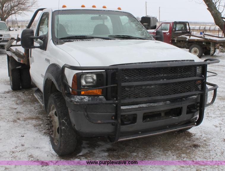 image for item E8383 2006 Ford F450 pickup truck