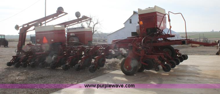 image for item E8433 1996 Case 955 Cyclo Air planter