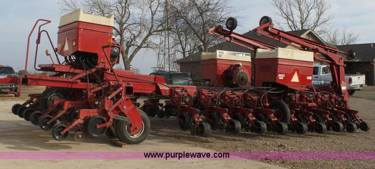 image for item E8433 1996 Case 955 Cyclo Air planter