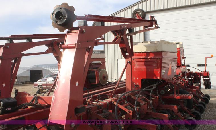 image for item E8433 1996 Case 955 Cyclo Air planter