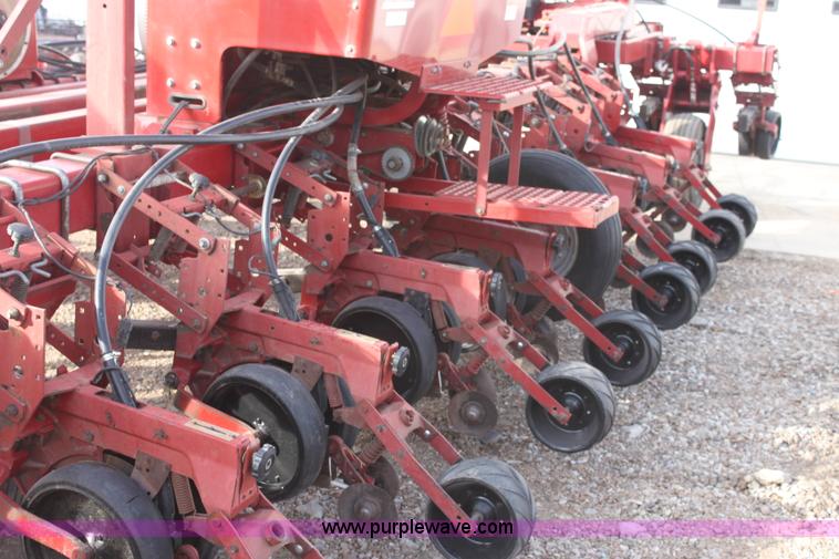 image for item E8433 1996 Case 955 Cyclo Air planter