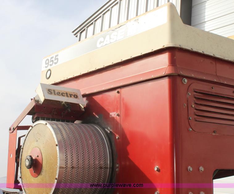 image for item E8433 1996 Case 955 Cyclo Air planter