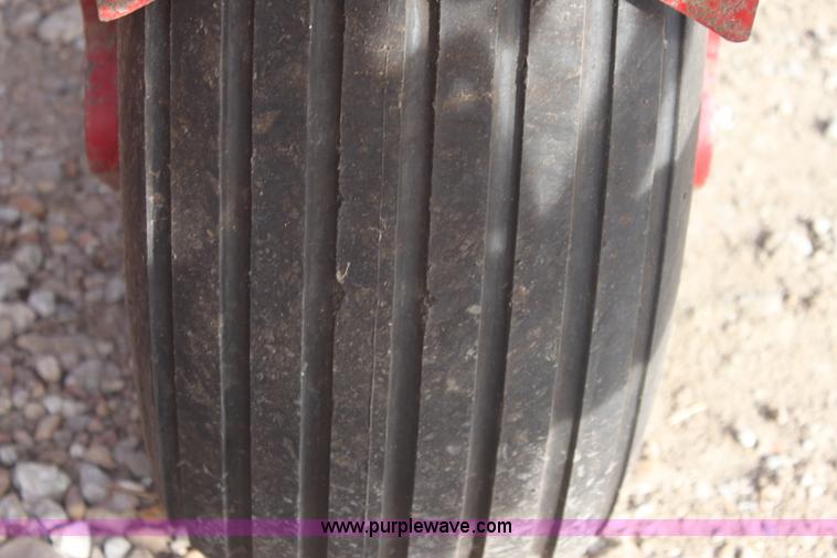 image for item E8433 1996 Case 955 Cyclo Air planter