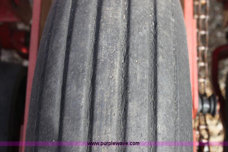 image for item E8433 1996 Case 955 Cyclo Air planter