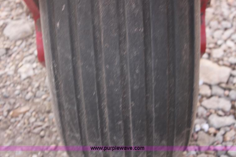 image for item E8433 1996 Case 955 Cyclo Air planter