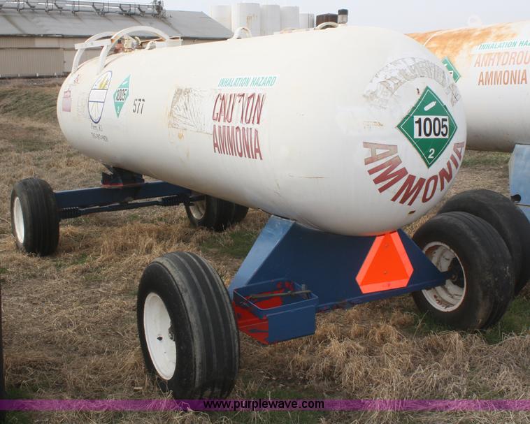 image for item F2795 1,000 gallon anhydrous ammonia tank