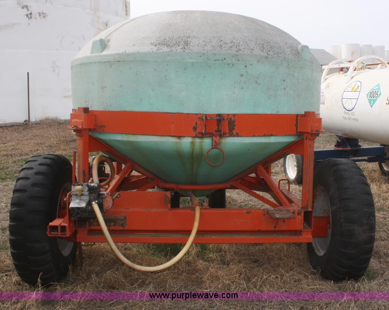 image for item F2796 Band Wagon 1000 nurse tank