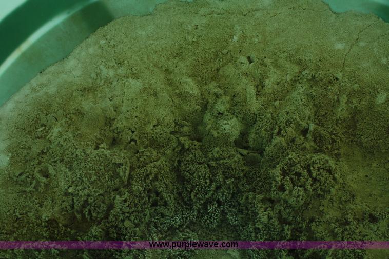 image for item F2796 Band Wagon 1000 nurse tank