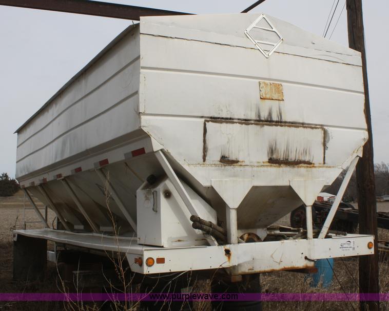 image for item F2828 Ray-Man dry fertilizer tender bed