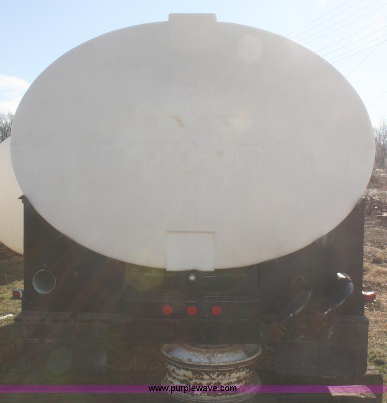 image for item F2887 Liquid tank truck bed