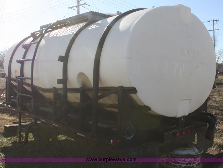 image for item F2887 Liquid tank truck bed