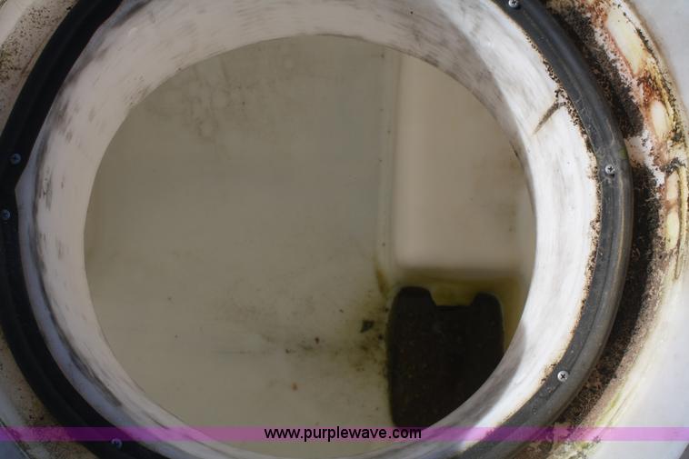 image for item F2887 Liquid tank truck bed