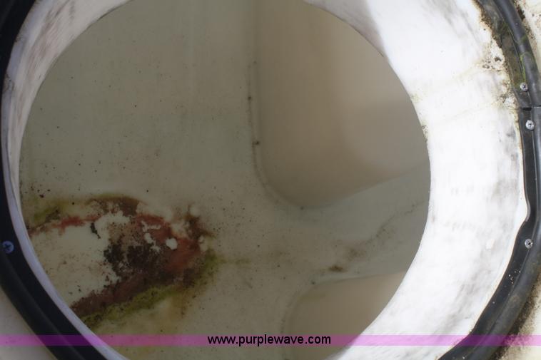 image for item F2887 Liquid tank truck bed