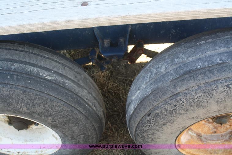 image for item F2994 Certified Equipment Mfg. 1,000 gallon nurse tank