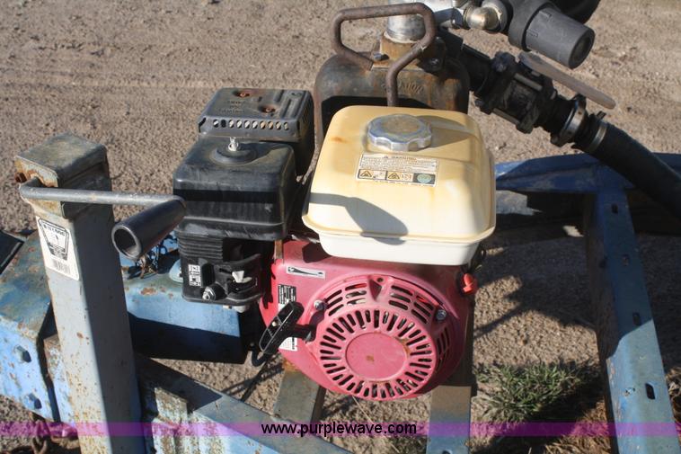 image for item F3000 Certified Equipment Mfg. 1,000 gallon nurse tank