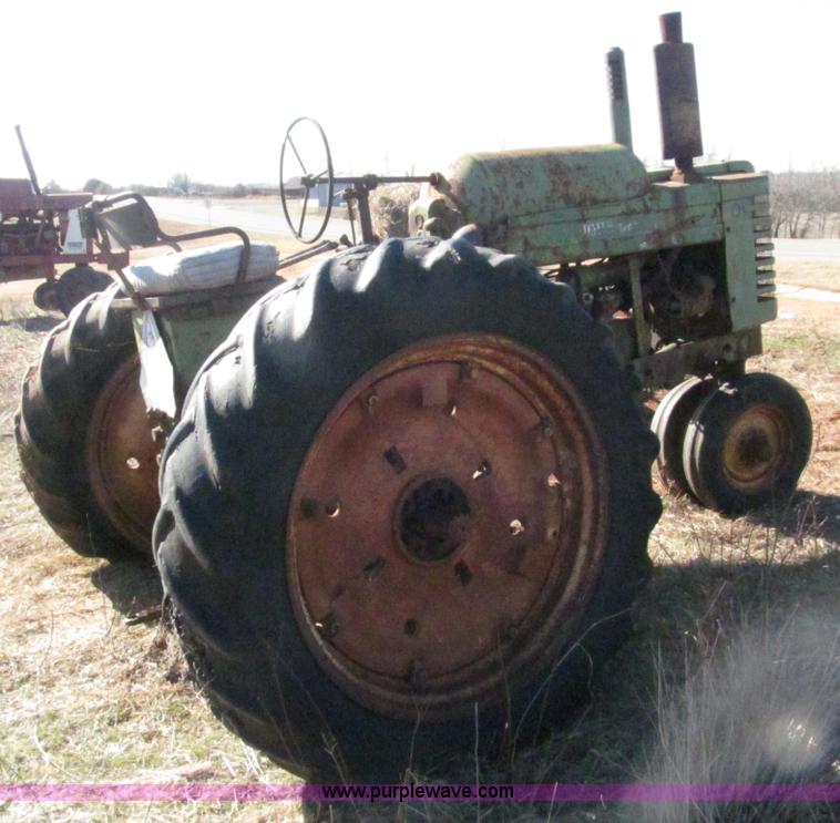 image for item F3099 1952 John Deere G Modified tractor