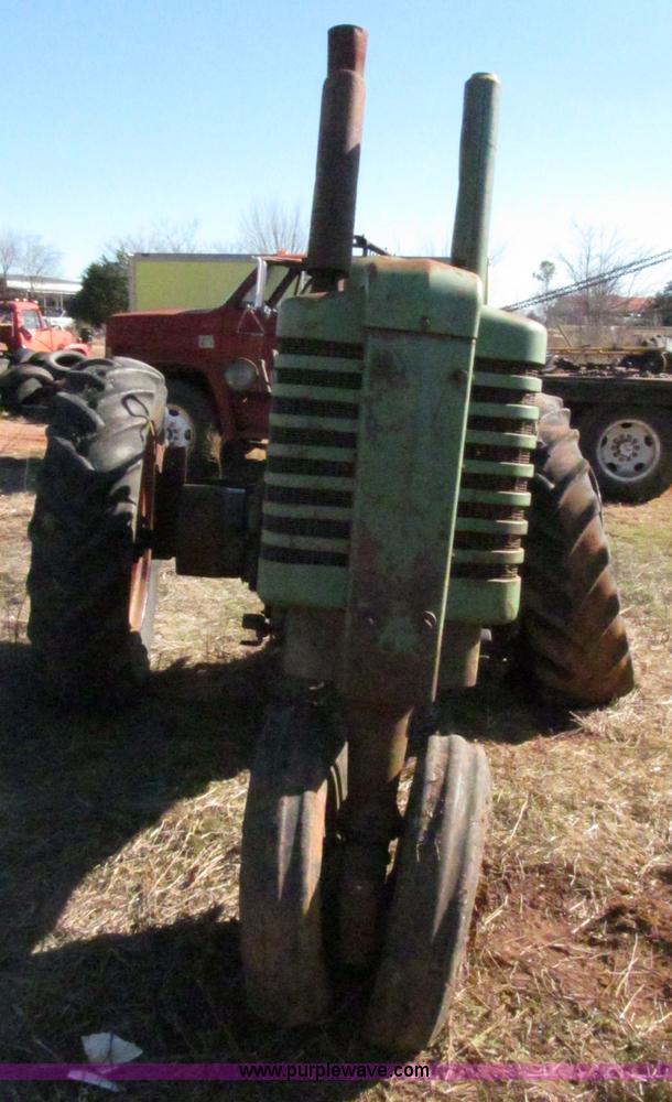 image for item F3099 1952 John Deere G Modified tractor