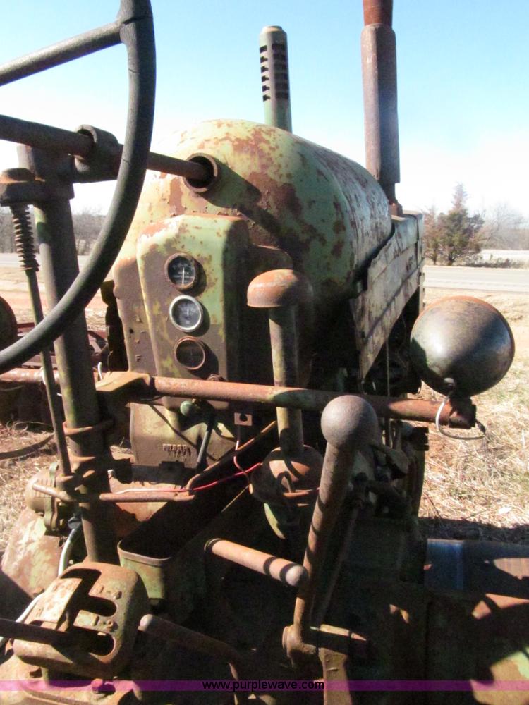 image for item F3099 1952 John Deere G Modified tractor