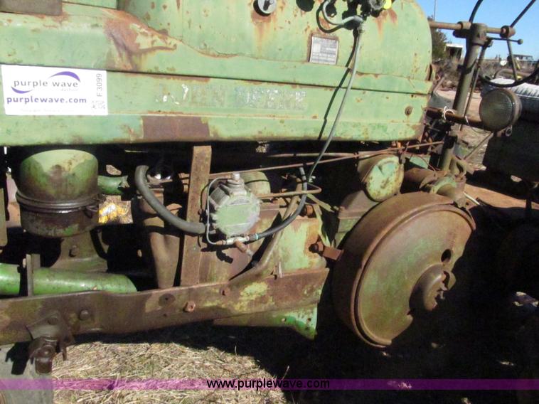 image for item F3099 1952 John Deere G Modified tractor