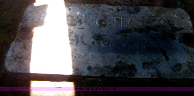 image for item F3099 1952 John Deere G Modified tractor