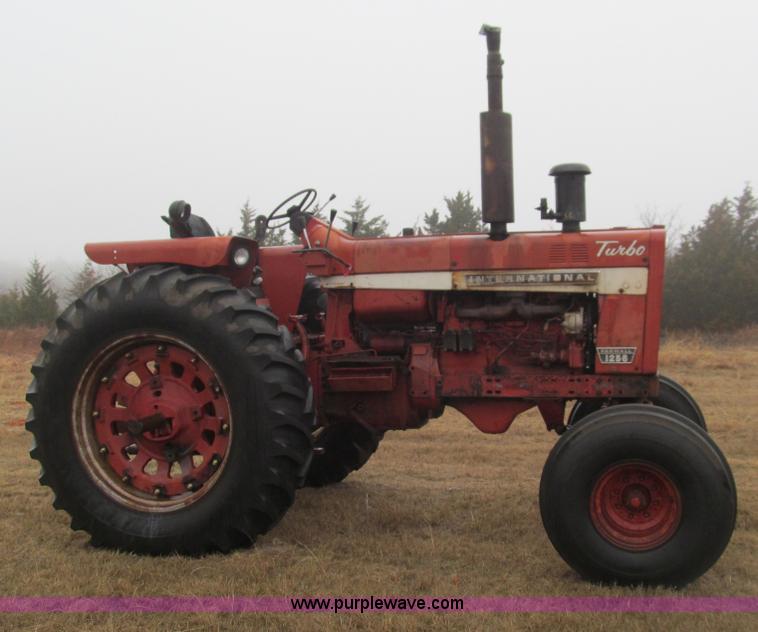 image for item F3112 International Farmall F1256D Turbo tractor