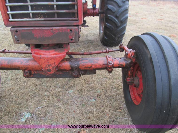 image for item F3112 International Farmall F1256D Turbo tractor