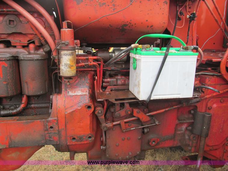 image for item F3112 International Farmall F1256D Turbo tractor