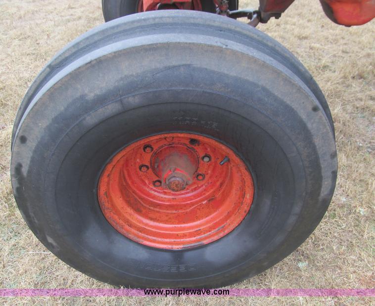 image for item F3112 International Farmall F1256D Turbo tractor