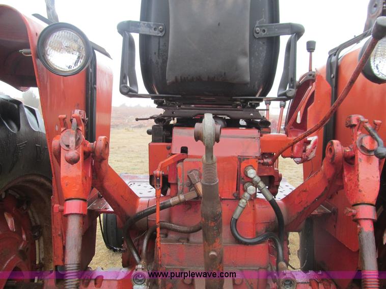 image for item F3112 International Farmall F1256D Turbo tractor