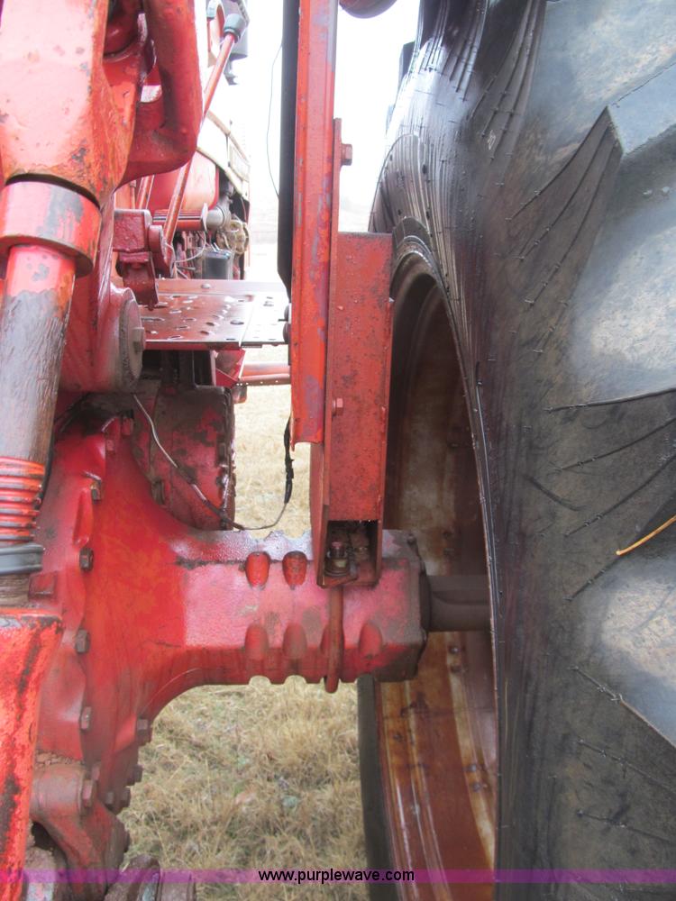 image for item F3112 International Farmall F1256D Turbo tractor