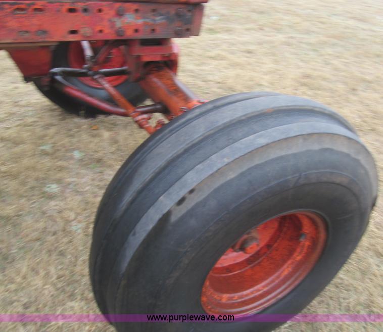 image for item F3112 International Farmall F1256D Turbo tractor