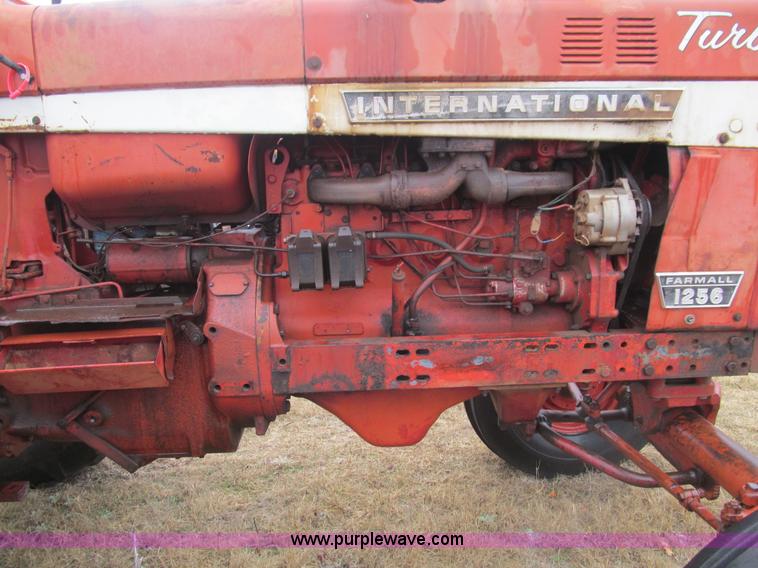 image for item F3112 International Farmall F1256D Turbo tractor
