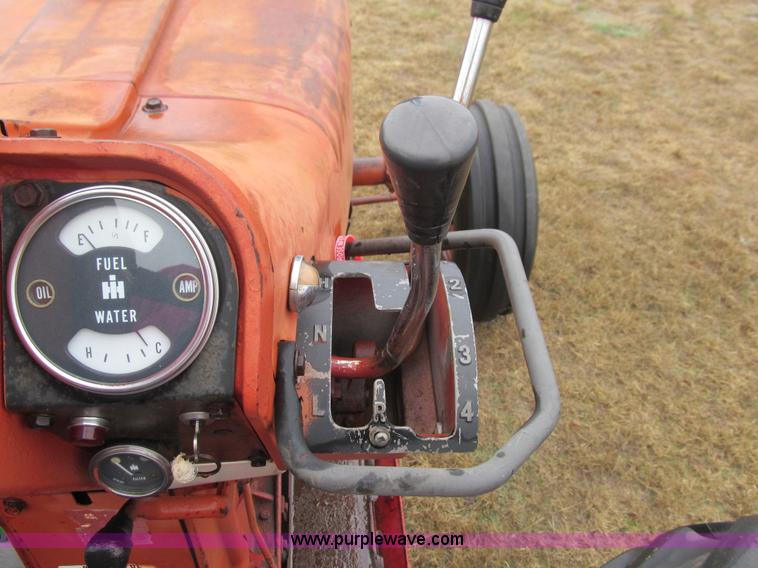 image for item F3112 International Farmall F1256D Turbo tractor