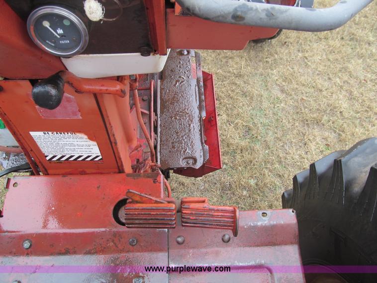 image for item F3112 International Farmall F1256D Turbo tractor